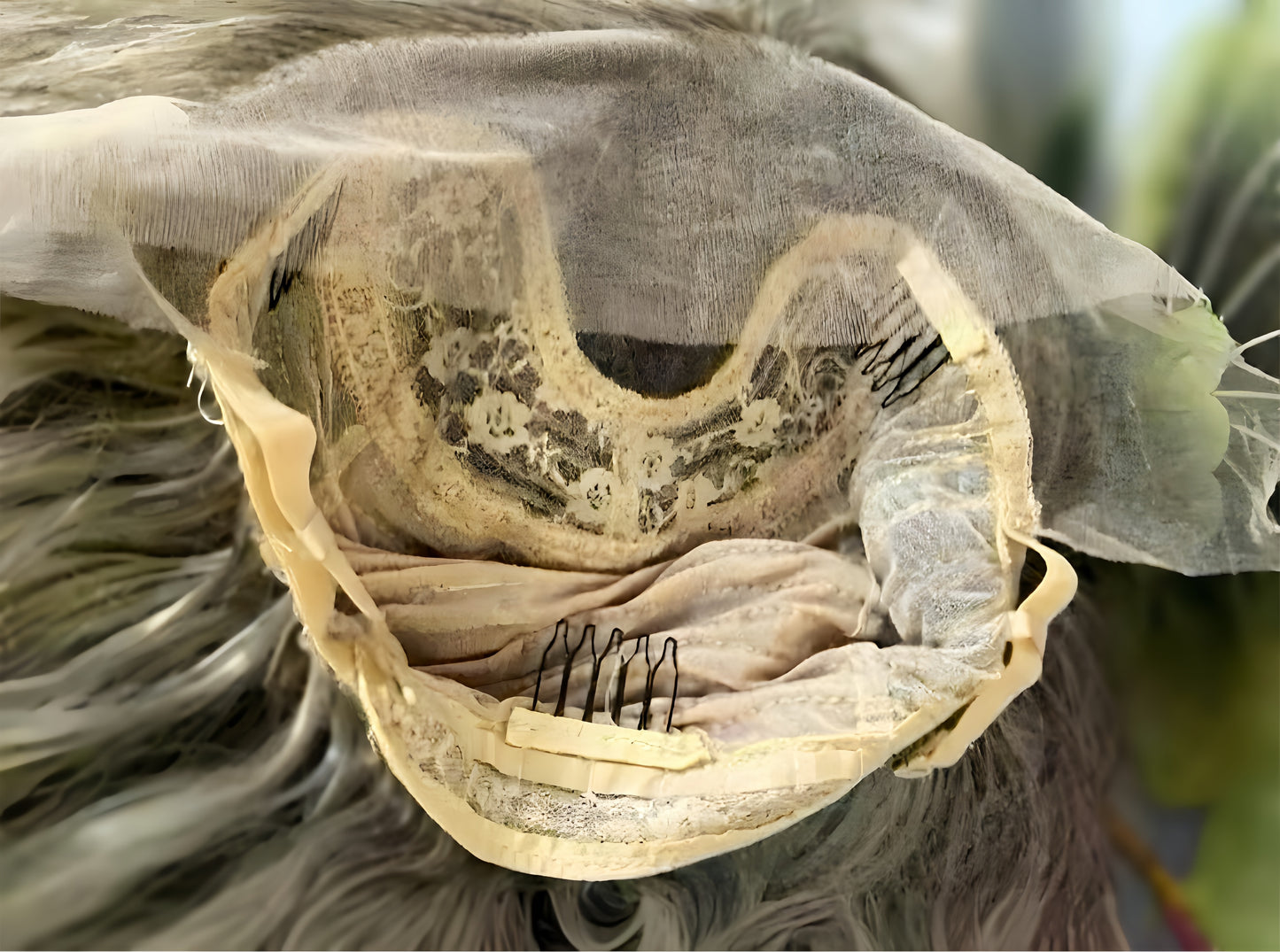 Luna 26-inch Ash Grey Blonde Wig Wig - Sedna Wigs