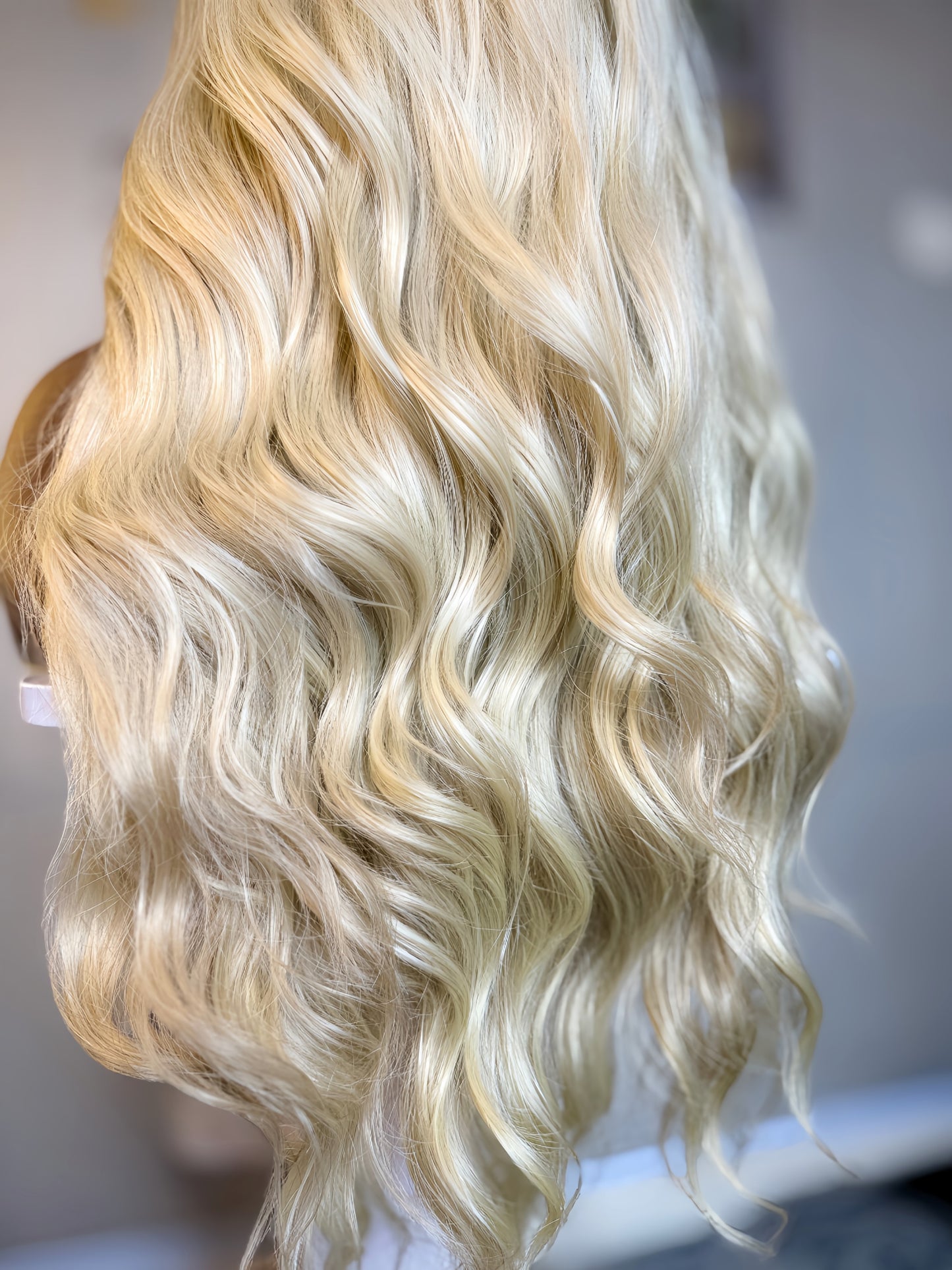 Malibu 24" Dark Rooted Blonde 13x4 Frontal Blend Wig - Sedna Wigs