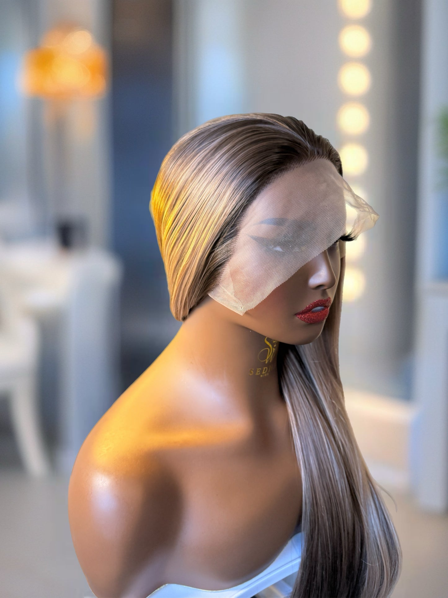 Mirabelle 24” Ombre Blonde Straight Wig