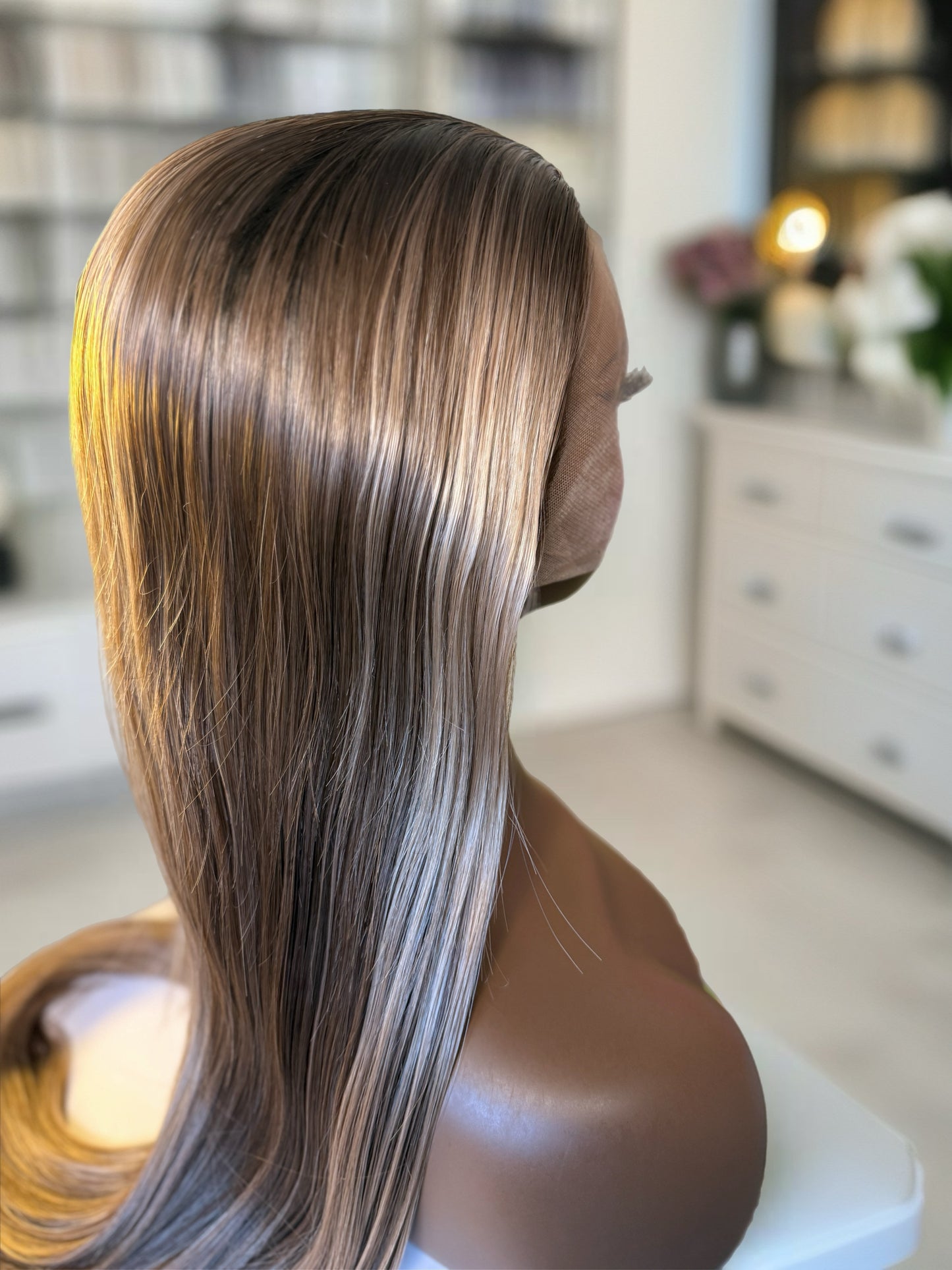 Mirabelle 24” Ombre Blonde Straight Wig