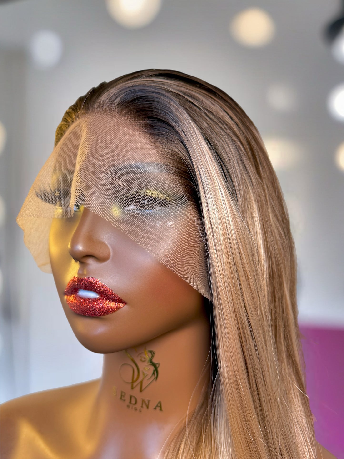 Mirabelle 24” Ombre Blonde Straight Wig